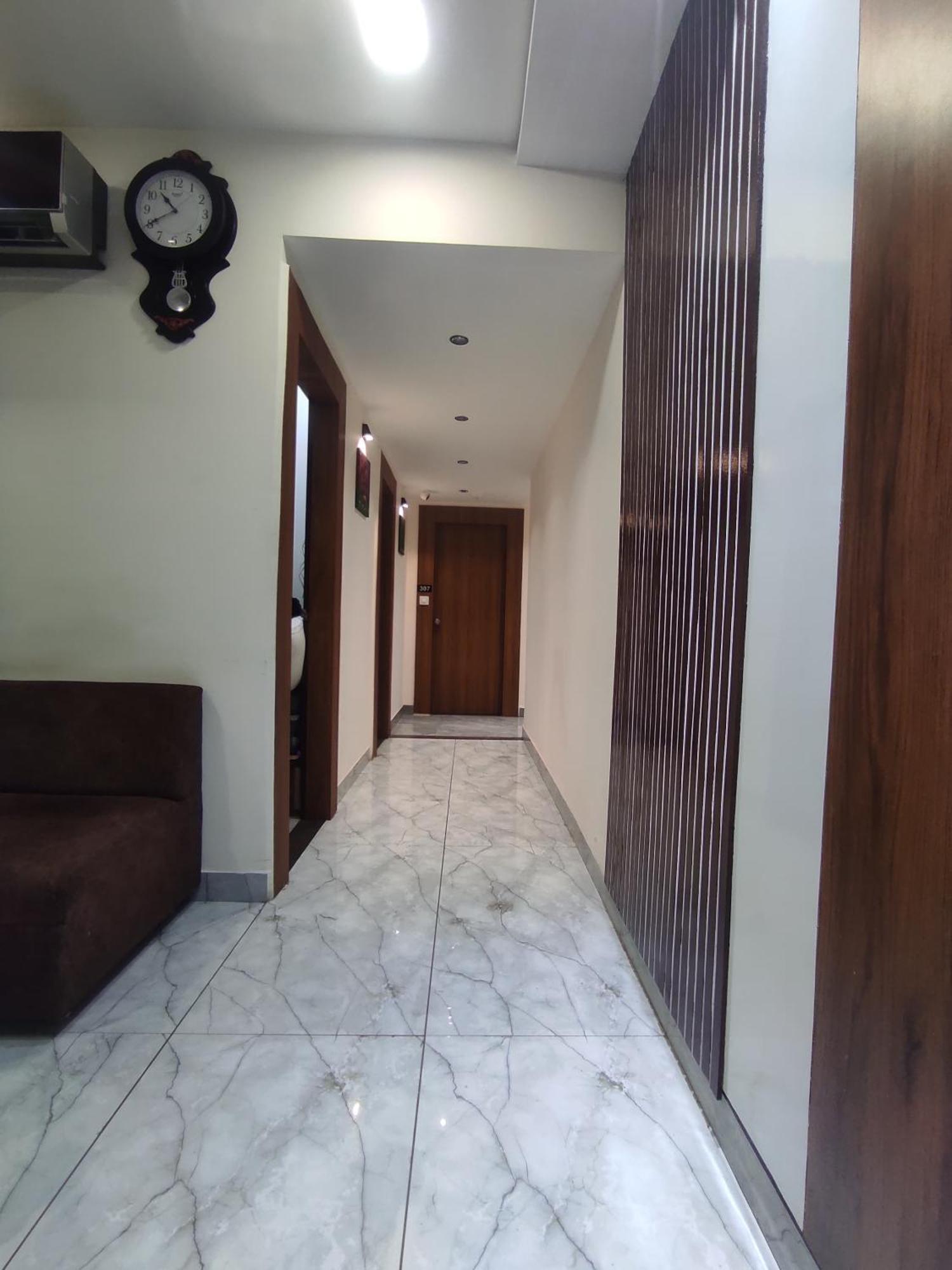 Hotel Earth Inn, Subhash Bridge, Rto Circle, Ahmedabad Exterior photo